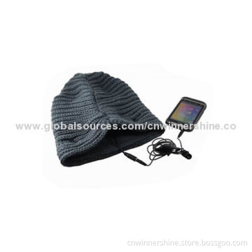 Wired Striped Audio Beanie for Smartphones with Acrylic Material
